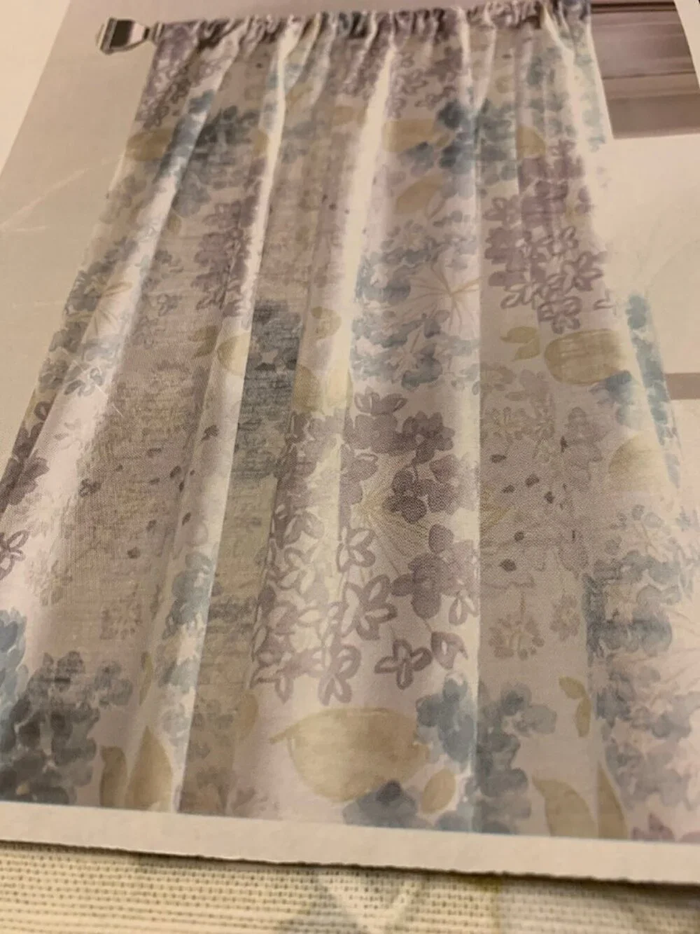DKNY Floral Fields Blue Teal Yellow Gray 84